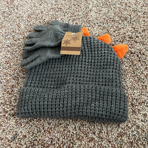 Toddler boys hat & glove set - Picture 1 of 2